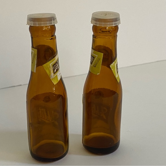 Vintage Schlitz Miniature Beer Bottle Salt and Pepper Bottles Pair Brown 4” - Picture 4 of 13